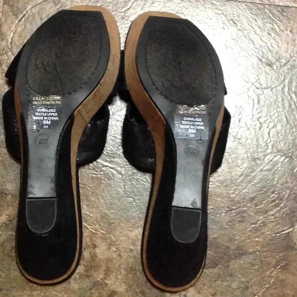 Guess wedges accented with Rhinestones, size 9M - Picture 5 of 8